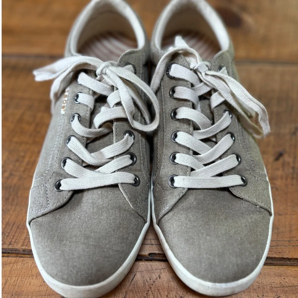 Taos Footwear these shoes
